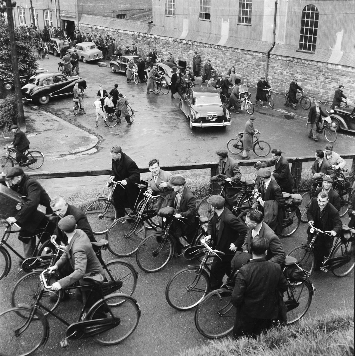 1958 Engineering workers leaving the GNR in Dundalk on the day the closure in 1958
